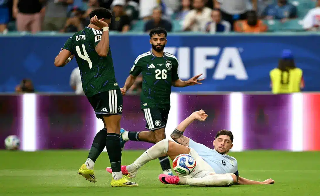 نجم دوري روشن يحقق رقمًا قياسيًا جديدًا في تاريخ السعودية ويُثير إعجاب الجماهير