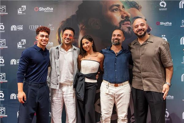 نجوم وصناع فيلم إذما يحتفلون بالعرض الخاص في المملكة العربية السعودية