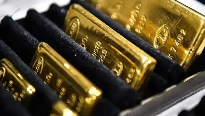 أونصة الذهب ترتفع بنسبة 4.24 في المئة مع تراجع التوترات السوقية