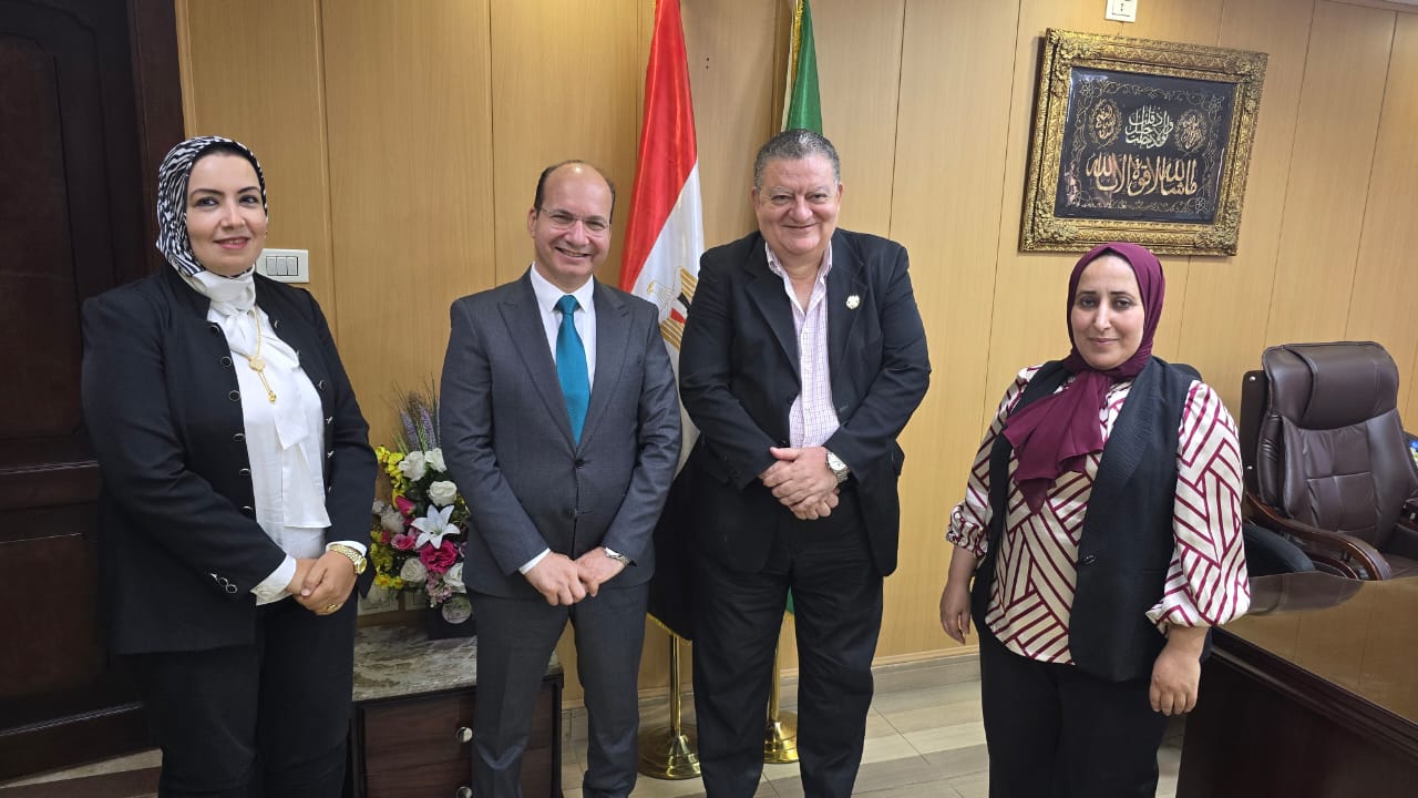 اجتماع تنسيقي مع وكلاء الطب الوقائي والعلاجي لوضع خطة المرحلة المقبلة في صحة الدقهلية