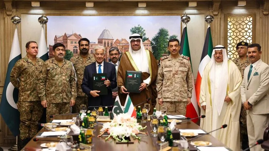 الكويت وباكستان يتفقان على تعزيز التعاون العسكري والدفاعي في إطار شراكة استراتيجيو