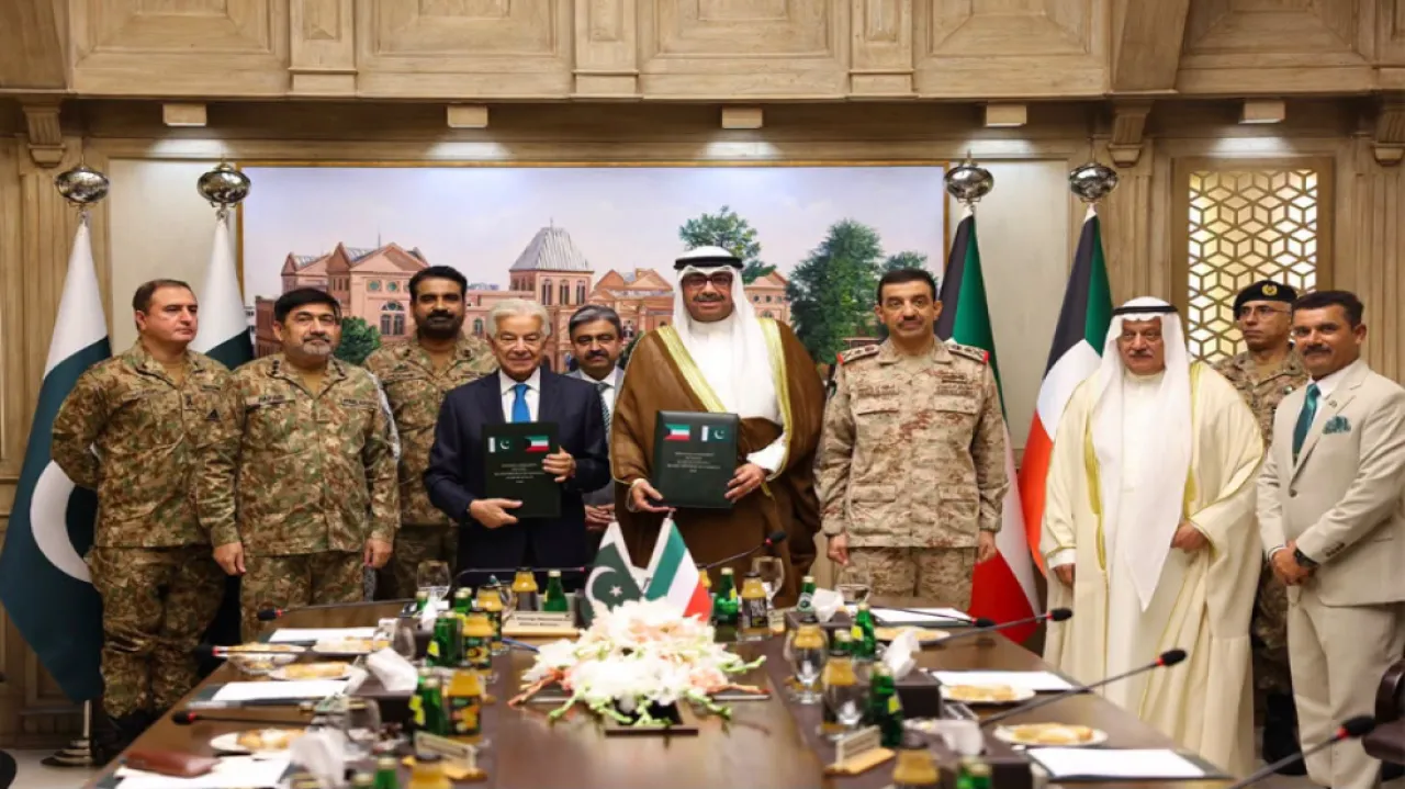 الكويت وباكستان يعززون التعاون في المجال الدفاعي والعسكري