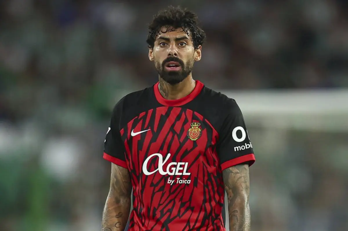 النصر يعلن عن ضم اللاعب سامو كوستا إلى صفوفه