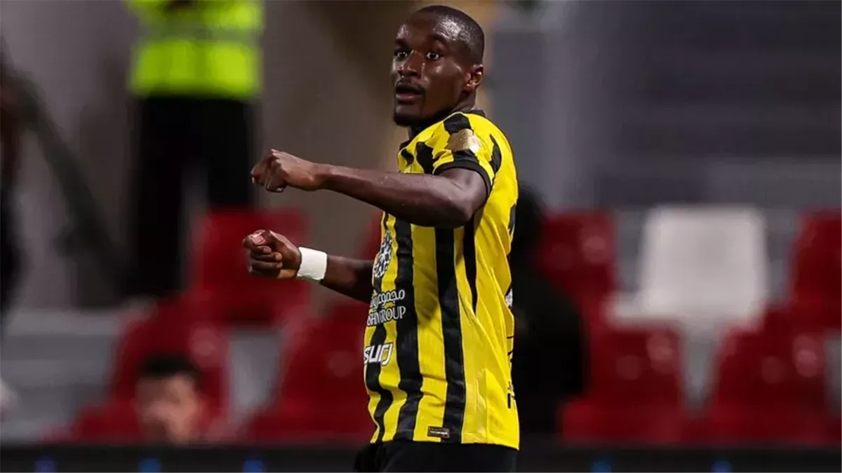 انتر ميلان يقدم عرضًا رسميًا لضم موسى ديابي من الاتحاد