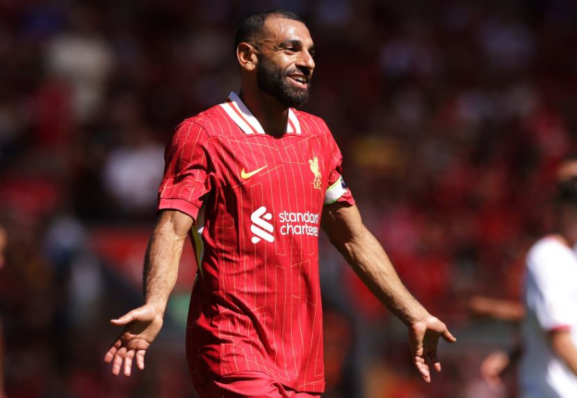 انقسام جماهيري حول احتمال انضمام محمد صلاح إلى فريق اتحاد جدة