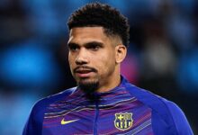 برشلونة يختار مدافعاً بديلاً لأراوخو من داخل الدوري الإسباني