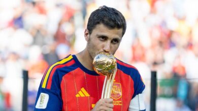 برشلونة يدرس فرصة التعاقد مع رودري من مانشستر سيتي