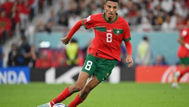 برشلونة ينافس أربعة أندية إسبانية على ضم نجم وسط المنتخب المغربي أوناحي