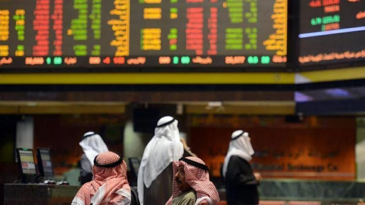 تباين الأسهم الخليجية مع ترقب اتفاق تاريخي حول مضيق هرمز