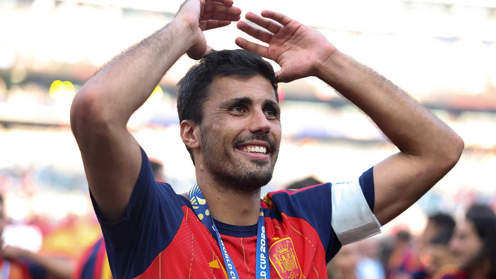 تحليل شامل لانهيار انتقال رودري إلى ريال مدريد وتاريخ دخول برشلونة على خط المفاوضات