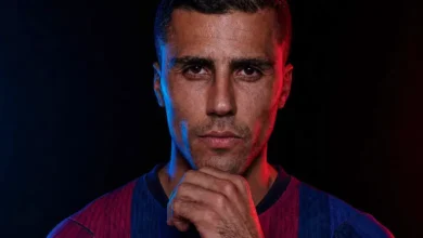 رودري يمنح برشلونة الضوء الأخضر لبدء مفاوضات رسمية مع مانشستر سيتي