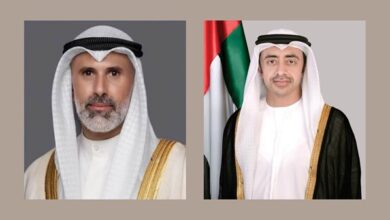عبدالله بن زايد يتلقى مكالمة هاتفية من وزير الخارجية الكويتية