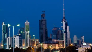 فيتش تعزز التصنيف الائتماني للكويت إلى AA مع نظرة مستقبلية مستقرة