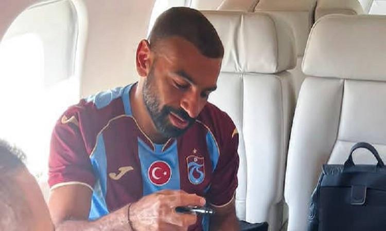 محمد صلاح يتصدر قائمة أعلى القيم في الدوري التركي بعد انضمامه لطرابزون سبور
