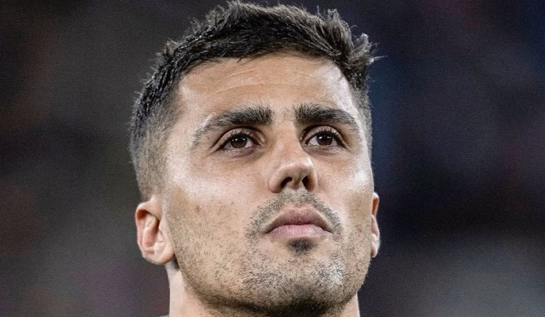 مساعٍ مكثفة من لاعبي ريال مدريد لضم رودري