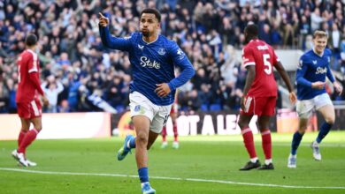 والده يؤكد أن إيلمان ندياي لن يغير قراره النهائي بشأن الانتقال إلى الهلال