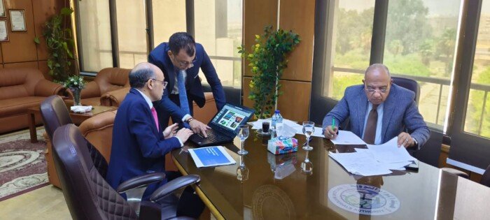 وزير الكهرباء يتابع استكشاف واستخراج الخامات الأرضية والفلزات النادرة في 9 مراكز بتكليفات رئاسية
